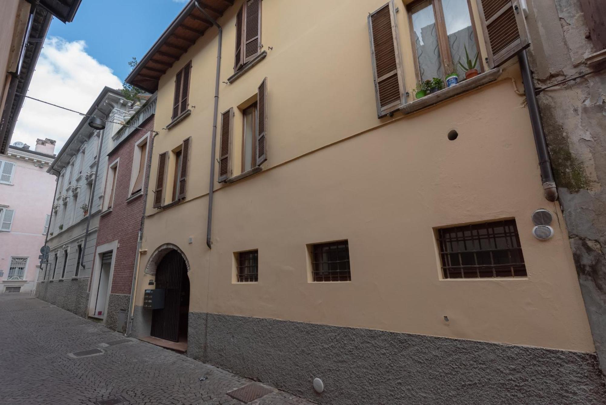 Residence Orti Apartments By Wonderful Italy Salò Dış mekan fotoğraf